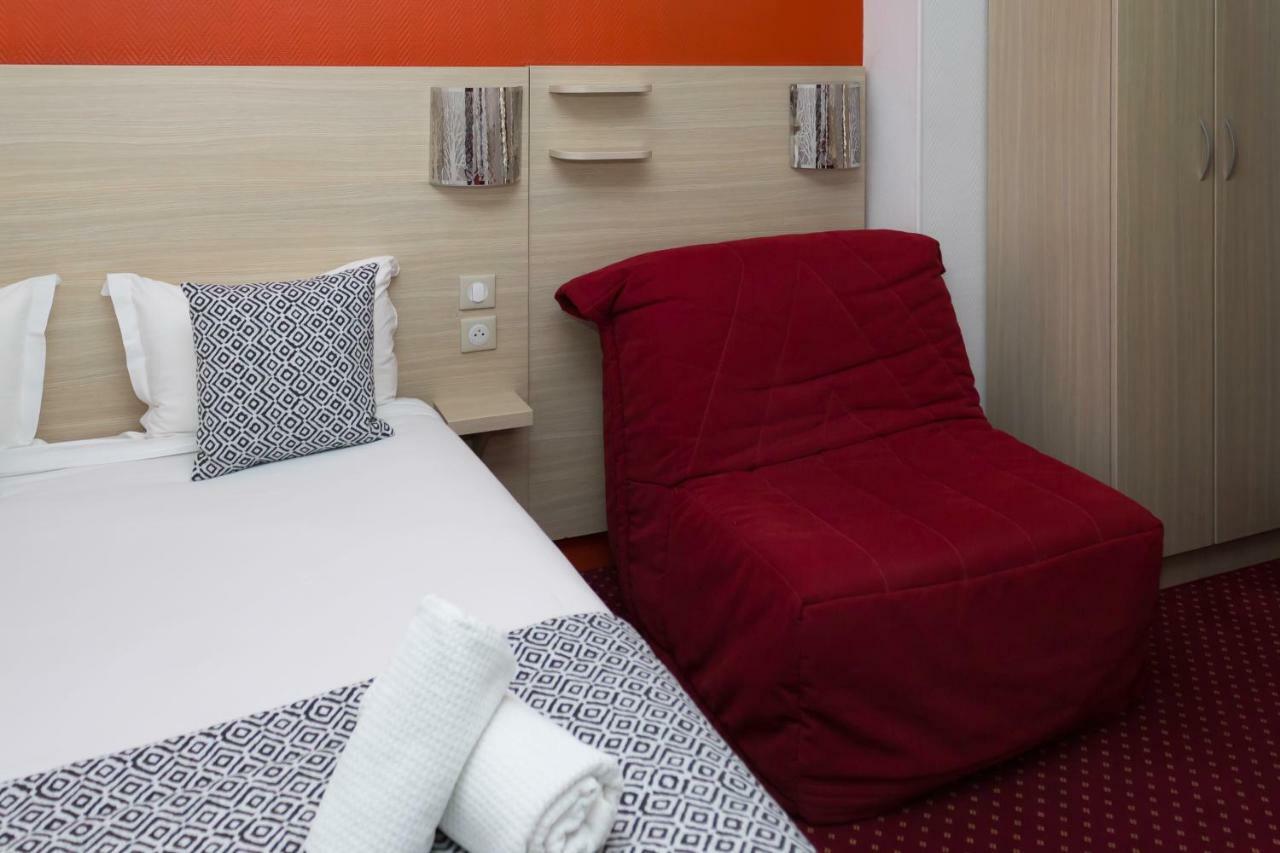 Hotel De Paris La Defense ピュトー エクステリア 写真