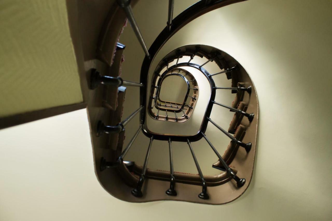 Hotel De Paris La Defense ピュトー エクステリア 写真